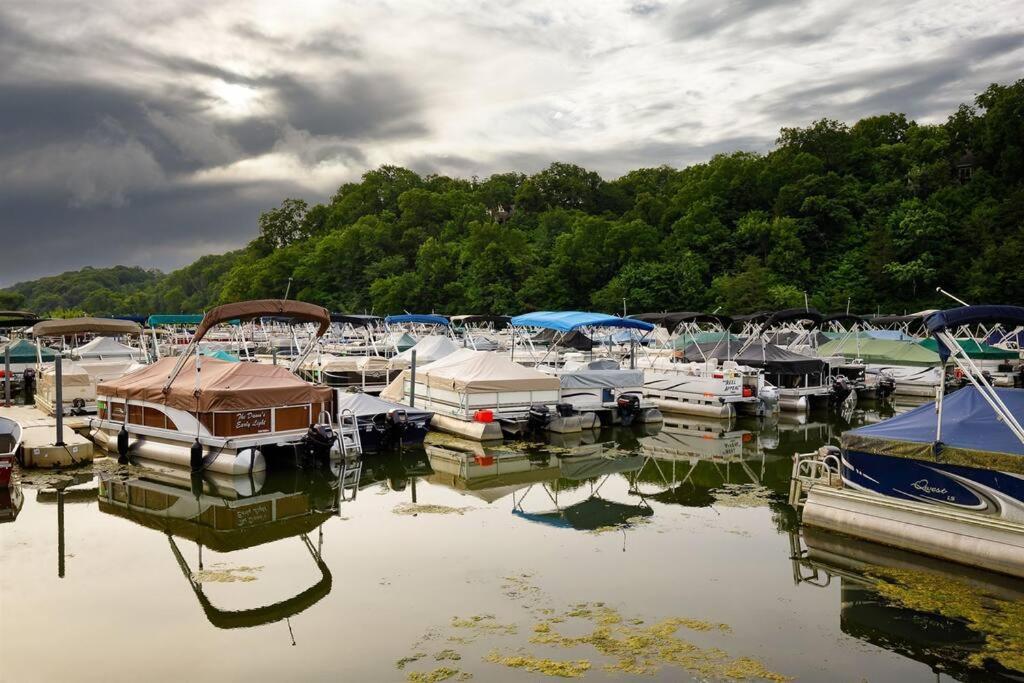 Relaxing 2bedroom Townhome W/playroom & Great View Galena
