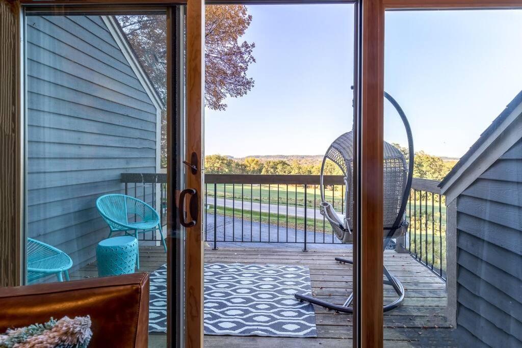 Holiday home Relaxing 2bedroom Townhome W/playroom & Great View *