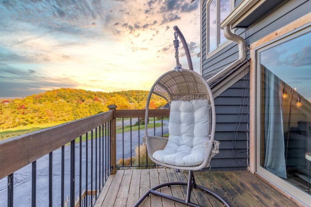 Casa de Férias Relaxing 2bedroom Townhome W/playroom & Great View *