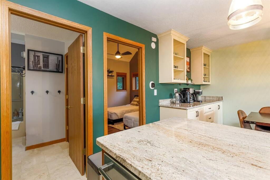 Relaxing 2bedroom Townhome W/playroom & Great View * Galena